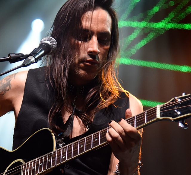 Nuno Bettencourt - Kings of Chaos