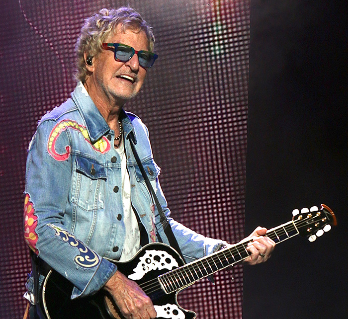 Portrait of Kevin Cronin / Kings of Chaos